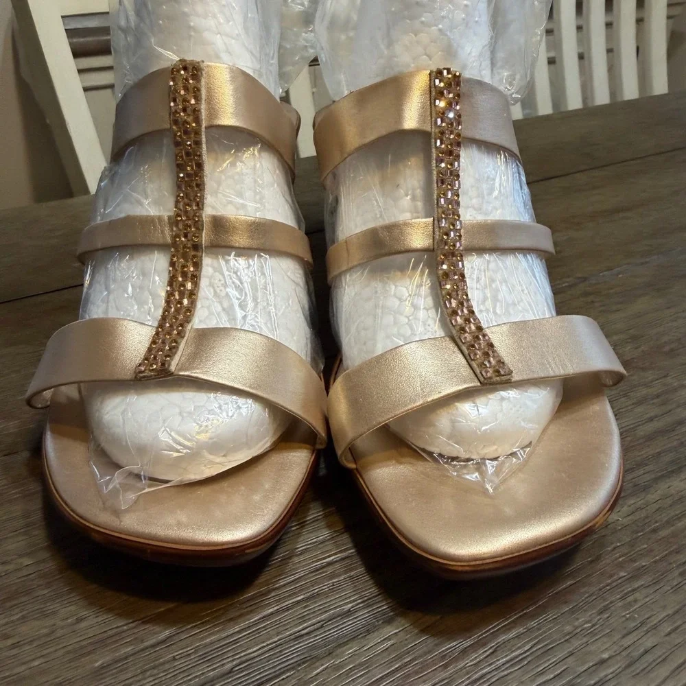 Italian Shoemakers Womens Rose Gold Rhinestone in Gold Wedge Sandals‎ 9.5W Italy